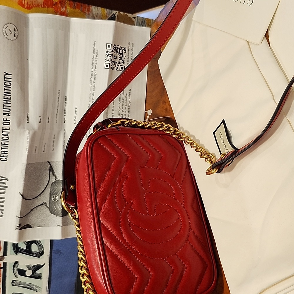 Gucci Marmont Red Camera Bag Chevron Quilt Leather Crossbody Bag W/Gold Accents - Picture 11 of 16